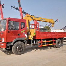 2018年随车吊市场行情 价格分析与批发机会