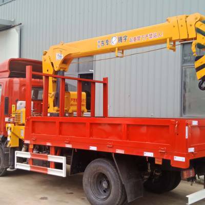 八吨随车吊与清障车选购指南 哪里购买更靠谱